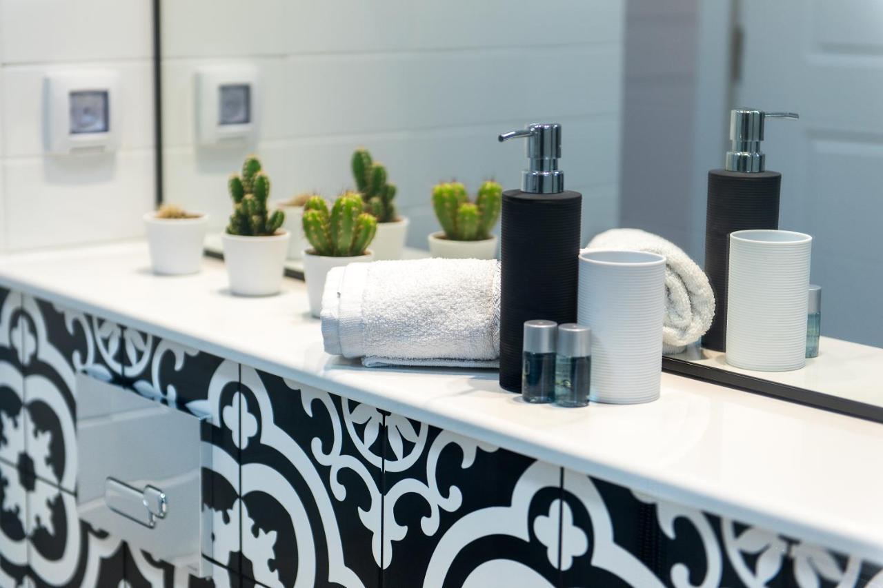 Chic - Self Check-in, Netflix, Hbo Max * Otopeni